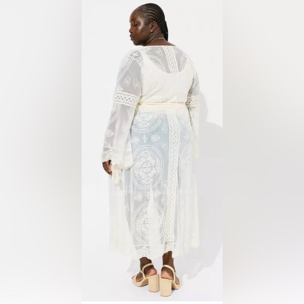Stunning Festi Cream Lace Maxi Kimono Duster with Belt - SZ 2X